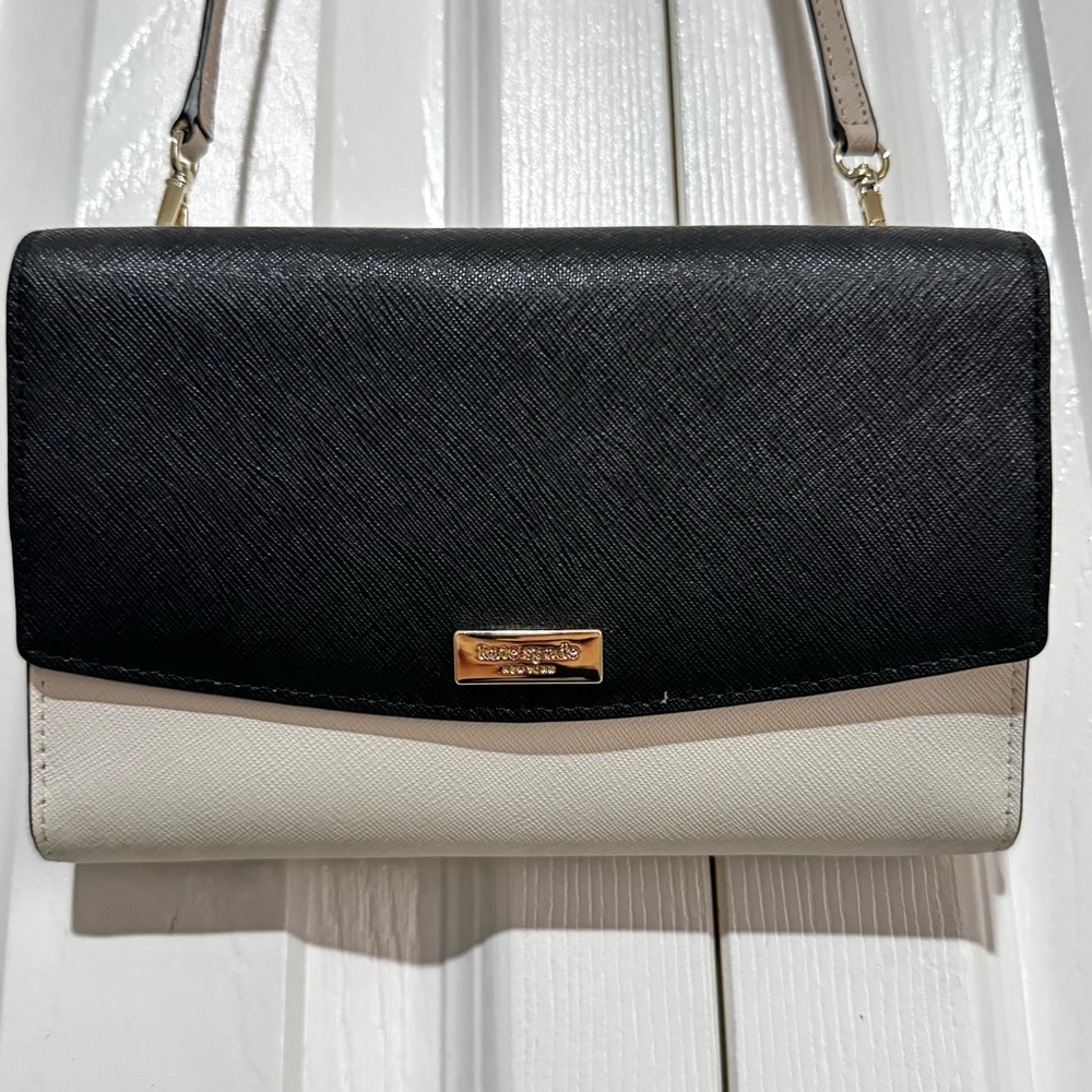 Kate Spade Laurel Way Winni Wallet Crossbody 2-Tone  Almondine/Black